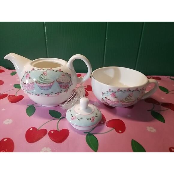 Summer River Floral/Cupcake Teapot with Stackable Tea Cup For One w Lid - Picture 3 of 6